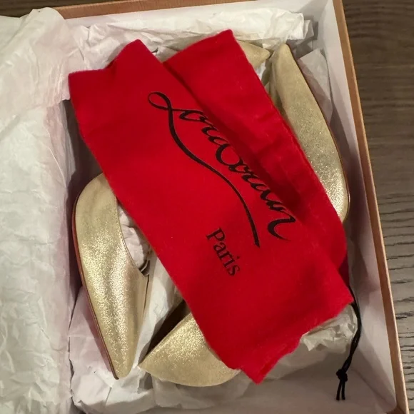 Christian Louboutin Iriza Metallic Gold d’Orsay Pumps - Picture 5 of 6